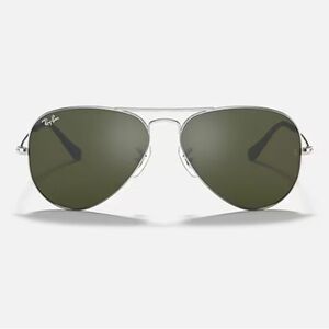 AVIATOR MIRROR
Frame: Silver
Lenses: Silver
Size: XXL
Included: Case